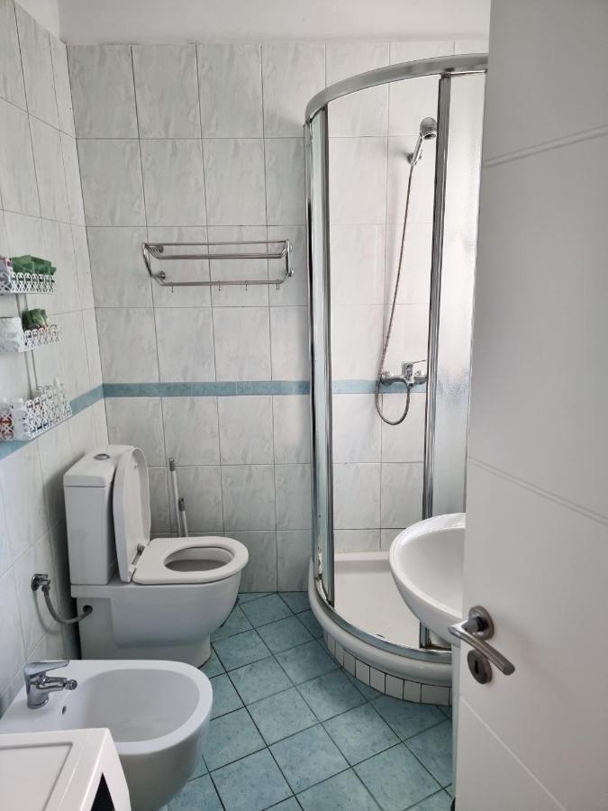 Hera'S Home Tiranë Luaran gambar